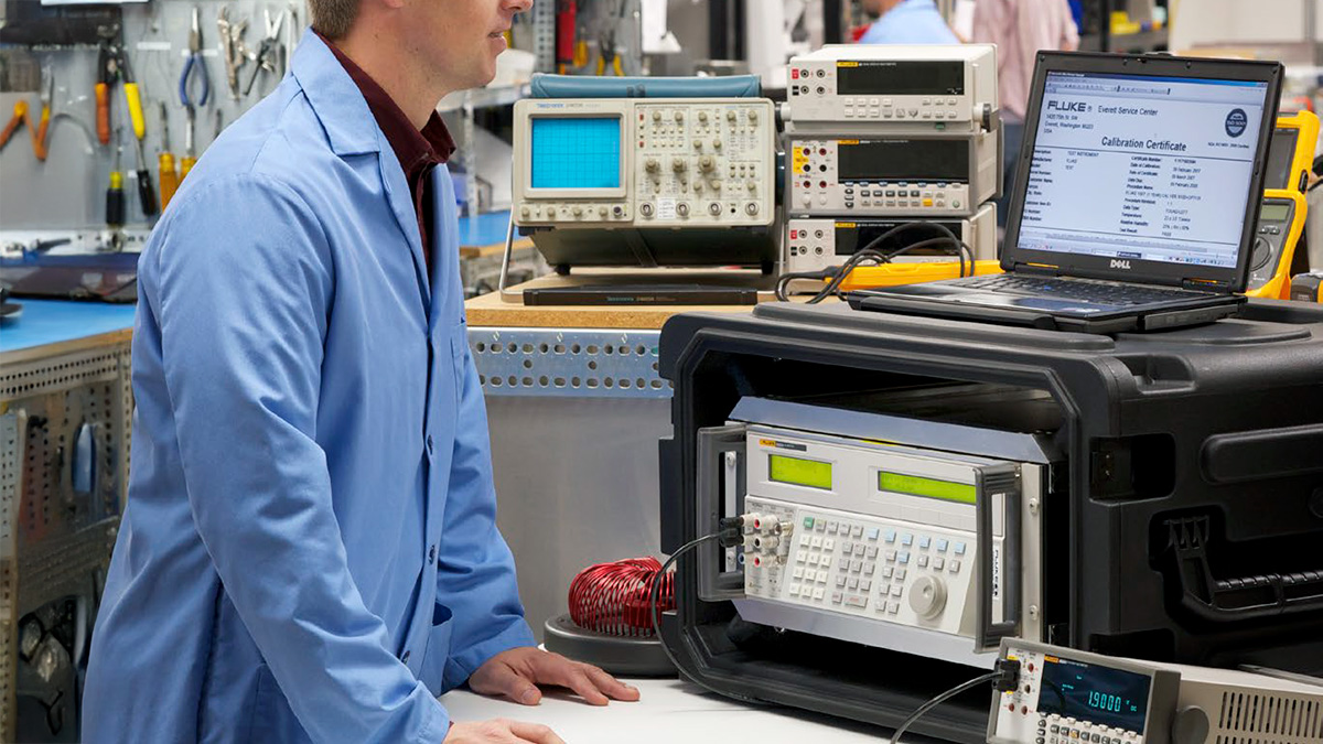 Fluke-5522A-multi-product-calibrator