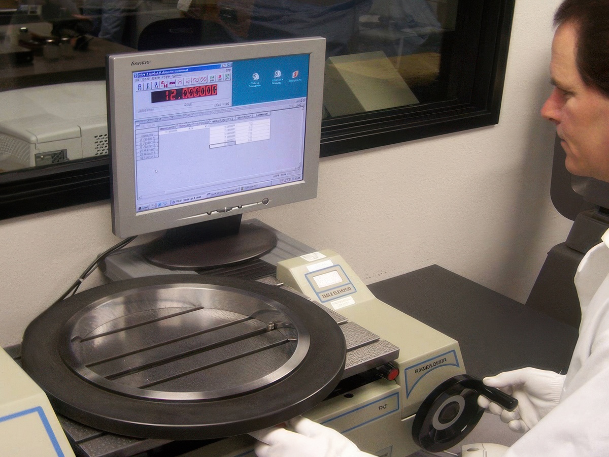 We are experts in the calibration of cylindrical ring gages